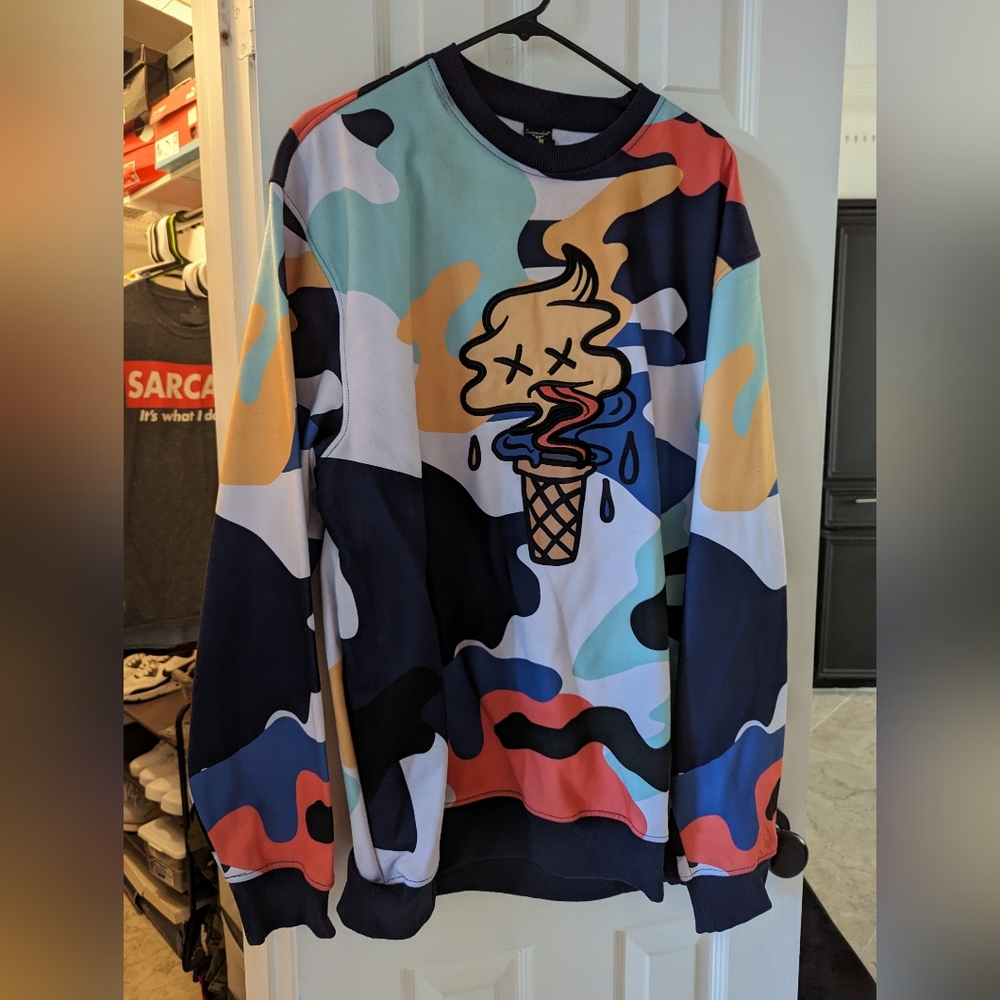 Screenshot Sweater